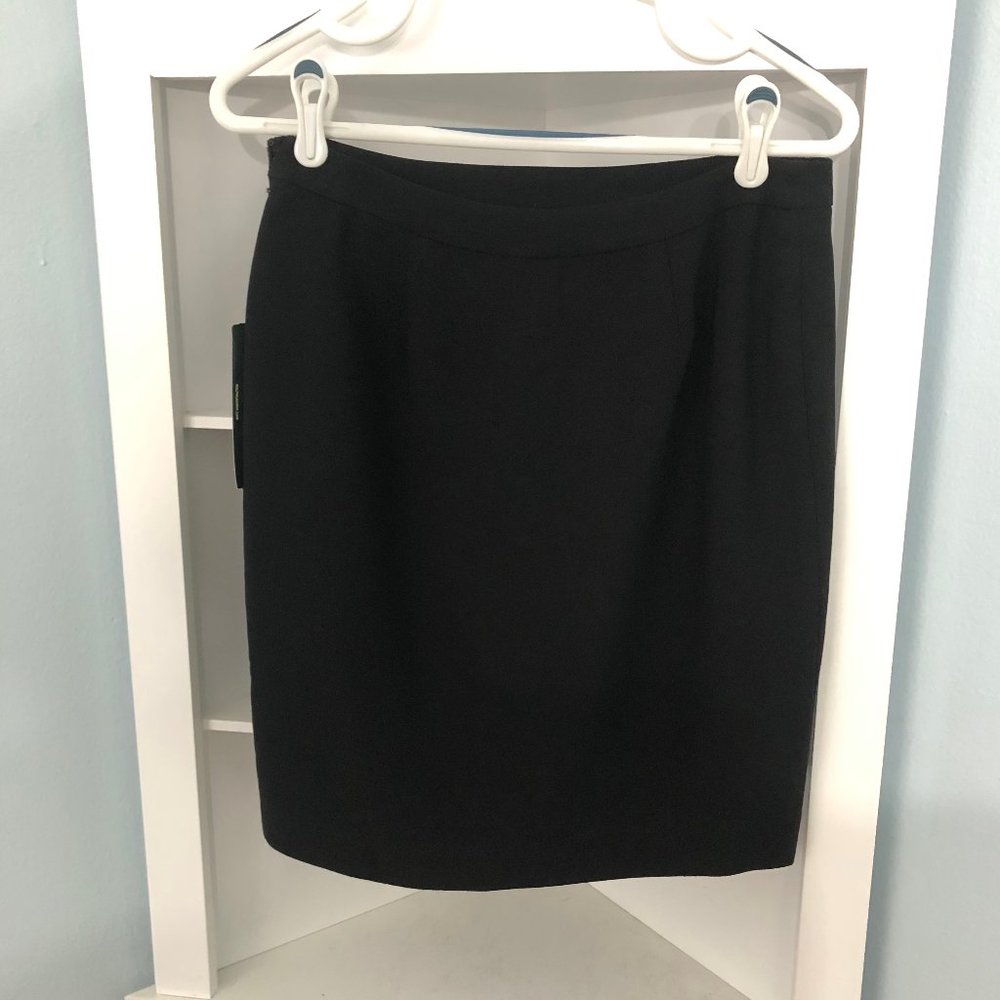 NWT black miniskirt Ralph Lauren, size 2